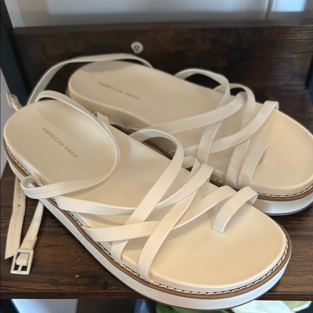 American Eagle Outfitters White Sandals Size6.5 Never Worn Tags Removed